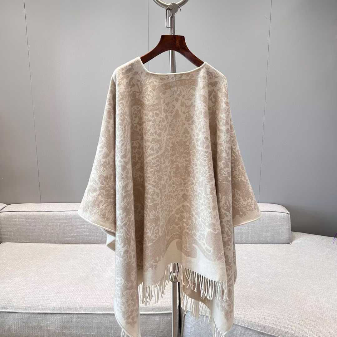 Dior Shawl view 2