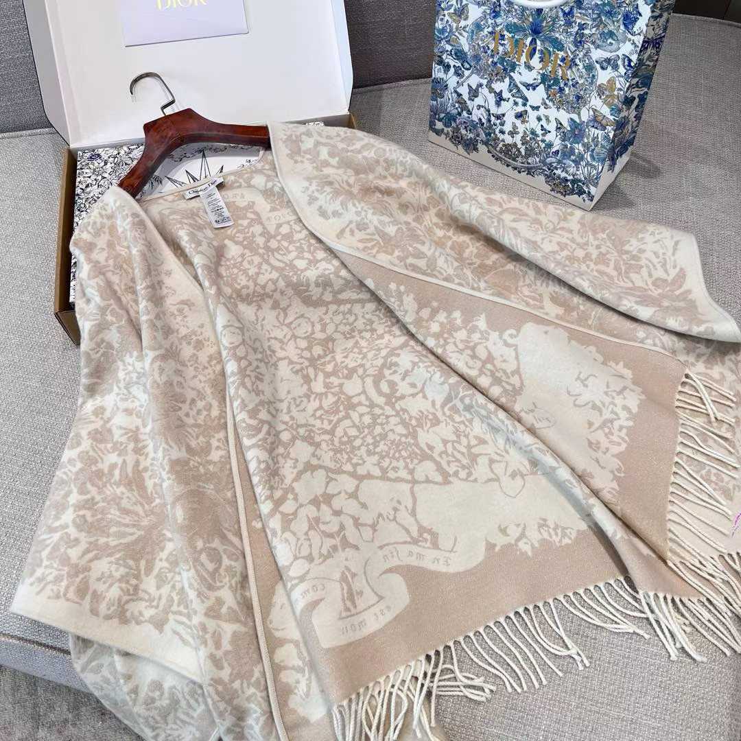 Dior Shawl view 3