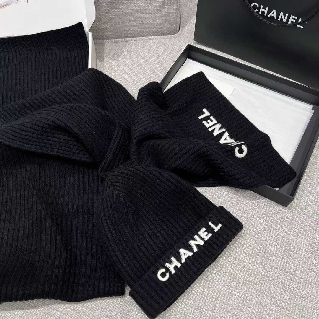 Chanel Scarf + cold hat view 26