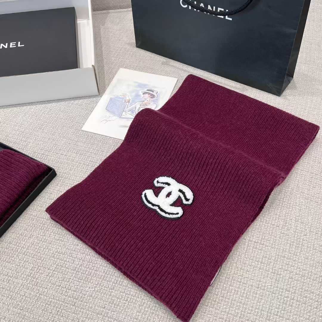 Chanel scarf and cold cap view 15