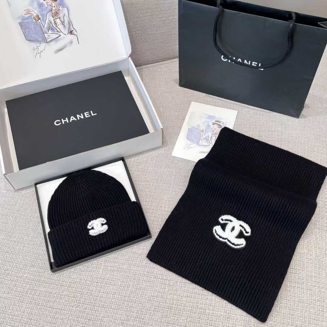 Chanel scarf and cold cap view 34