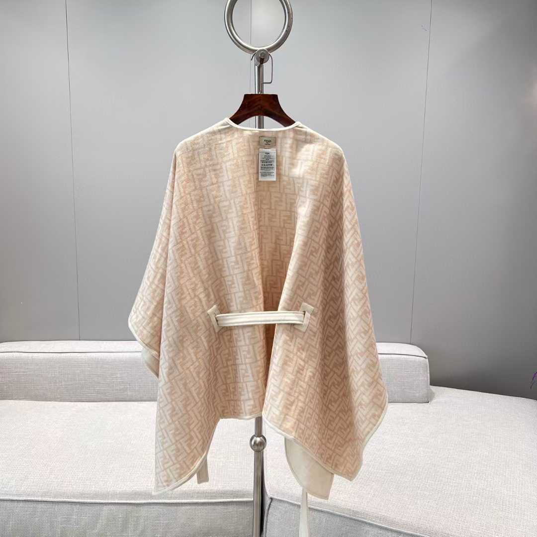 Fendi Double cloak view 9