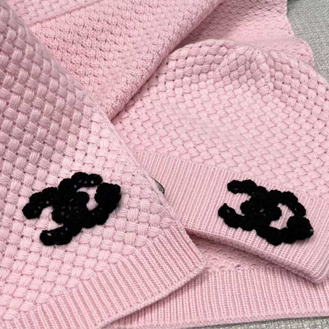 Chanel Scarf + cold hat view 19