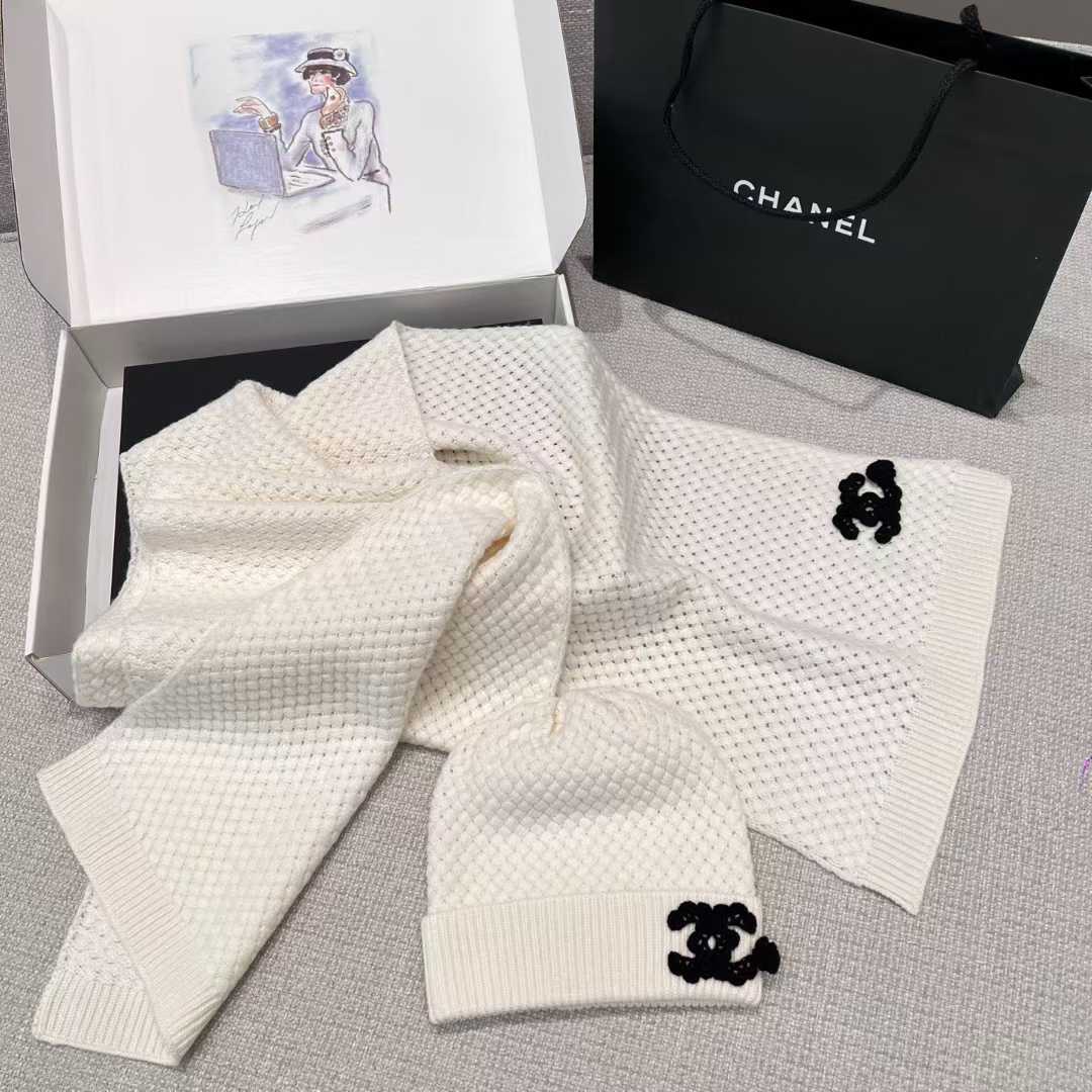 Chanel Scarf + cold hat view 4