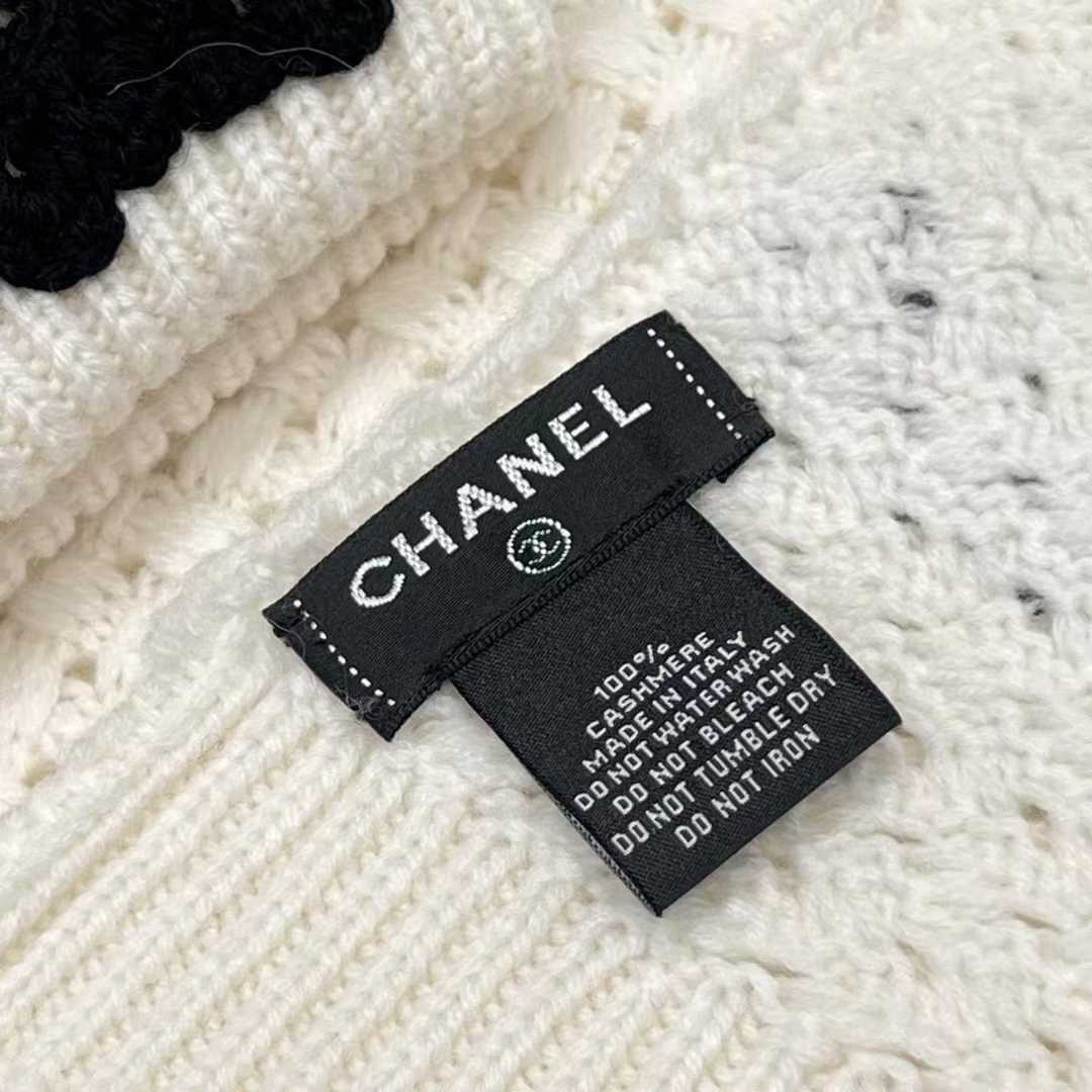 Chanel Scarf + cold hat view 5