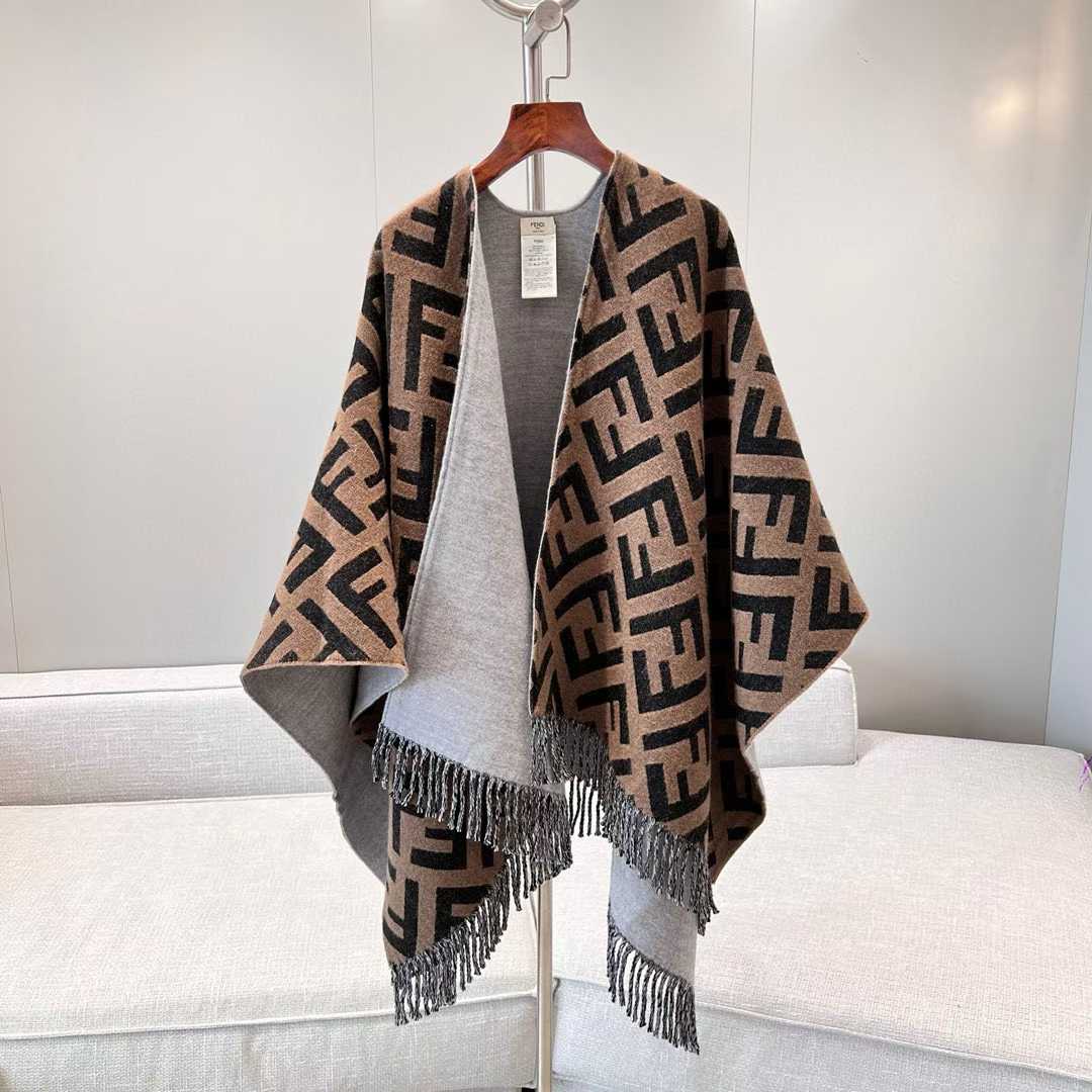 Fendi Double cloak view 12