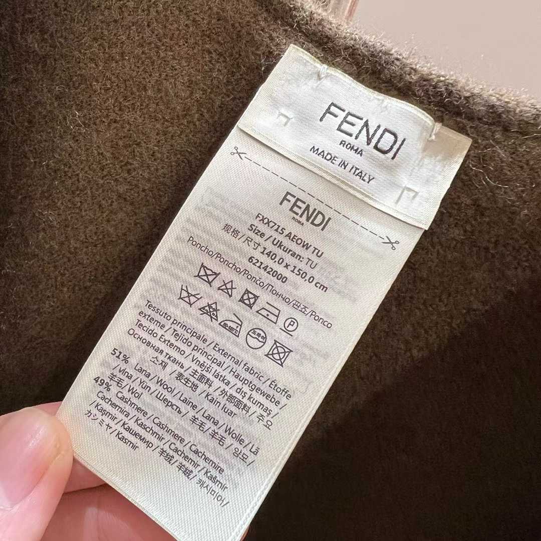 Fendi Double cloak view 6