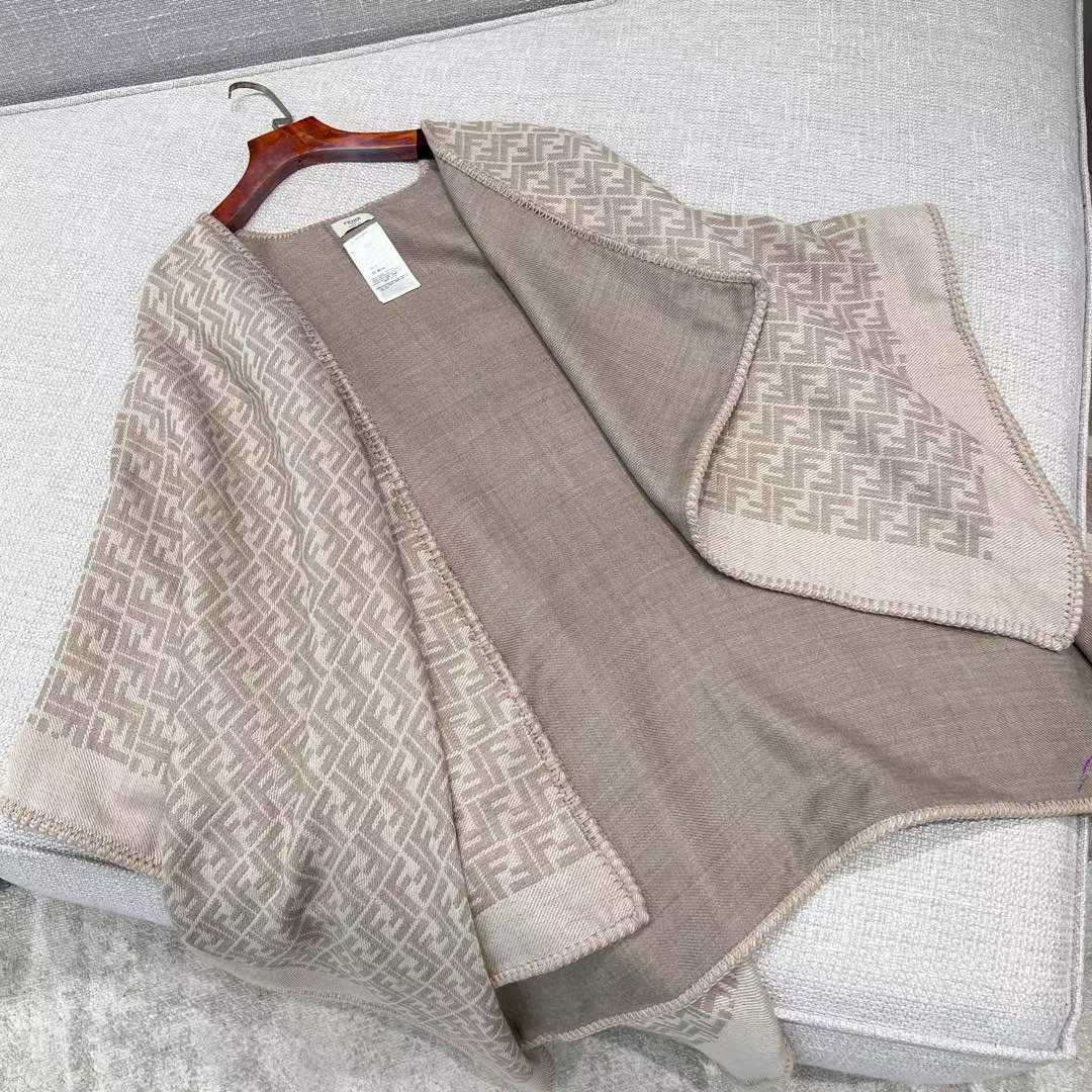Fendi FF Jacquard cloak view 7