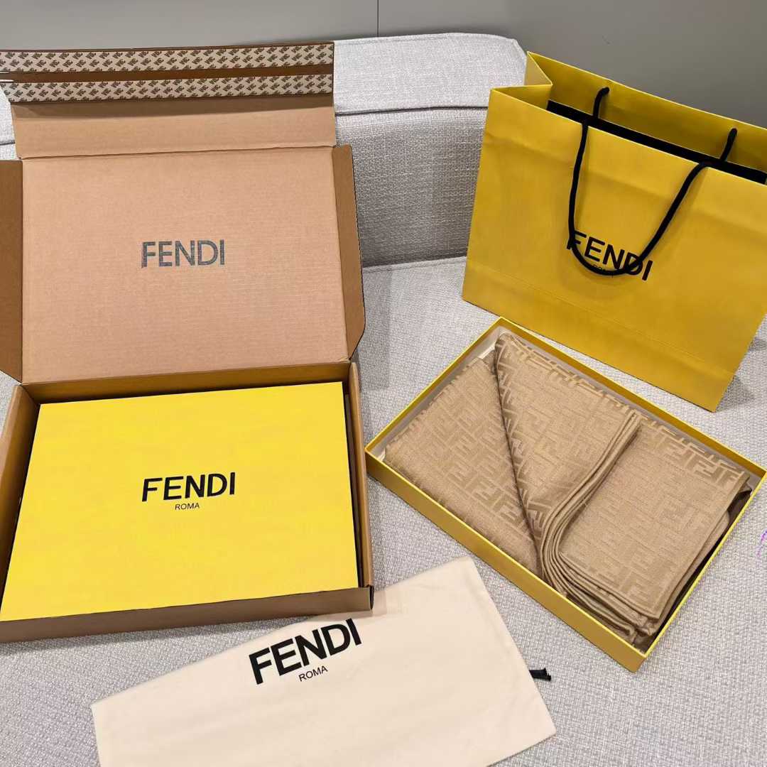Fendi FF Jacquard cloak view 9