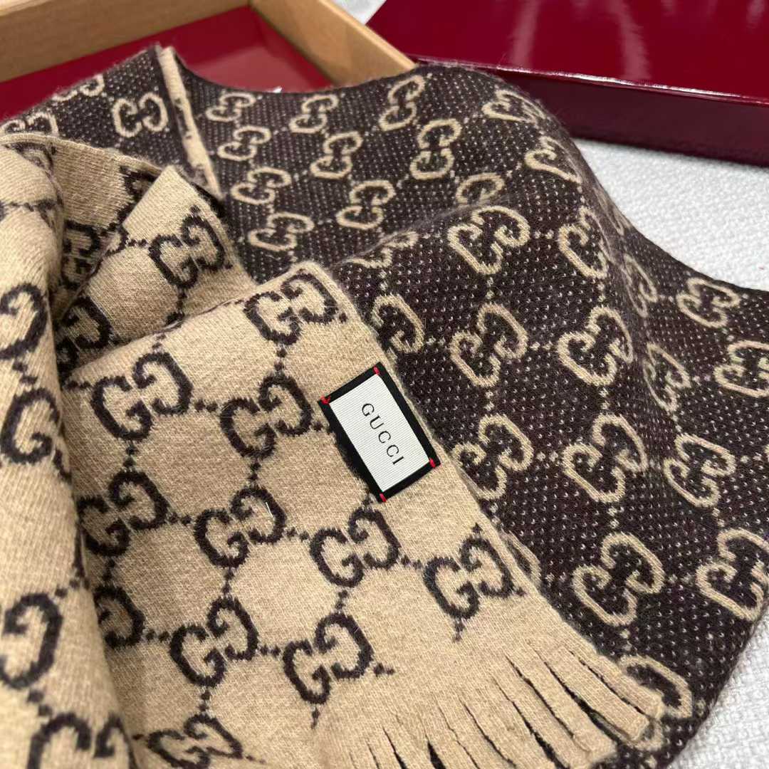 Gucci Scarf view 10