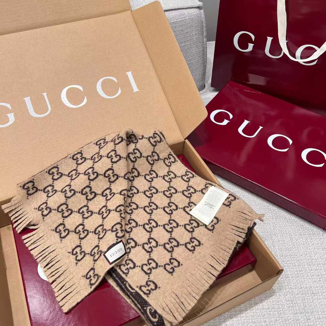 Gucci Scarf view 13