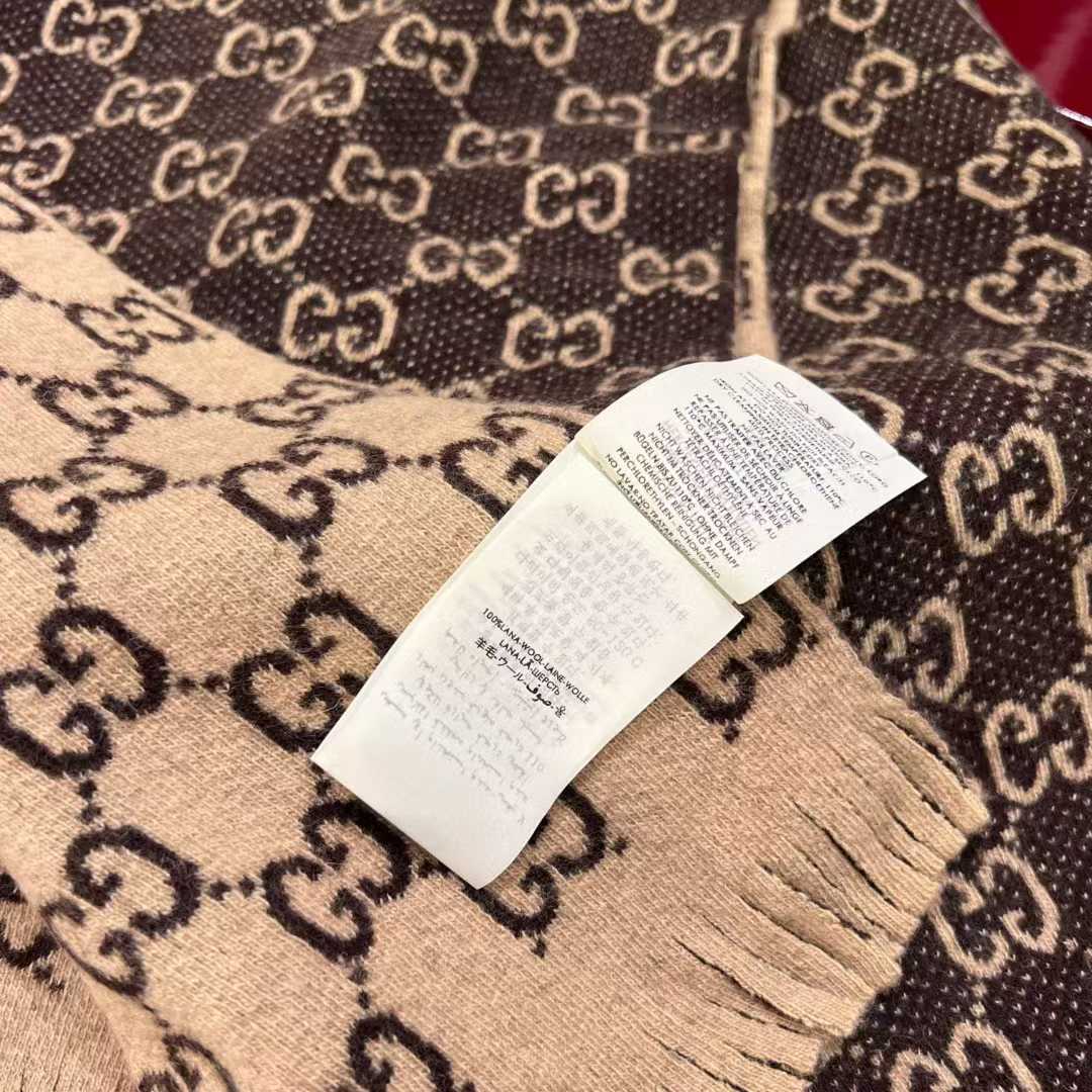 Gucci Scarf view 9