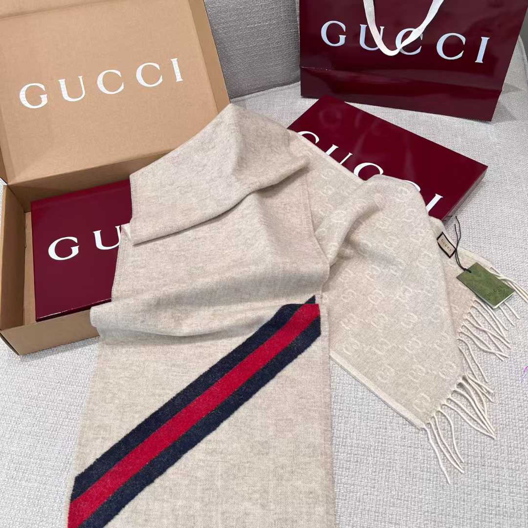 Gucci Scarf view 11