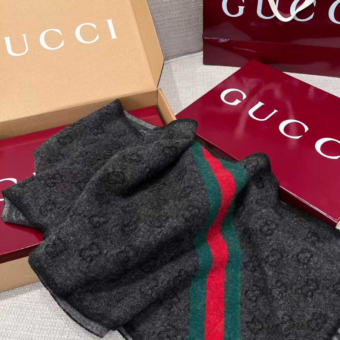 Gucci Scarf view 5