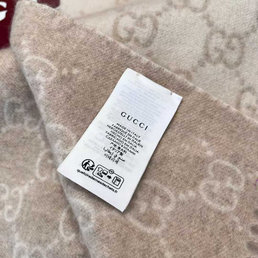 Gucci Silk scarf view 4