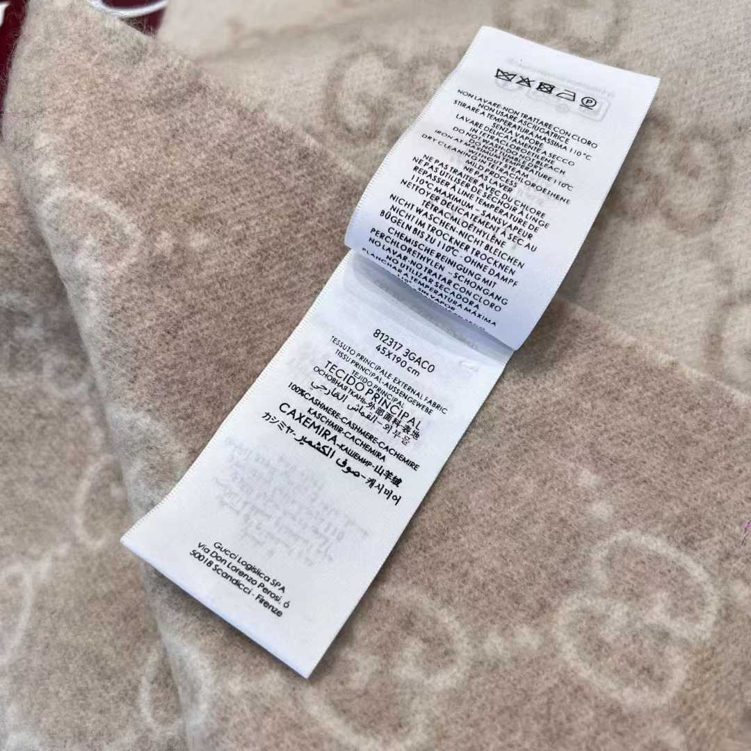 Gucci Silk scarf view 5