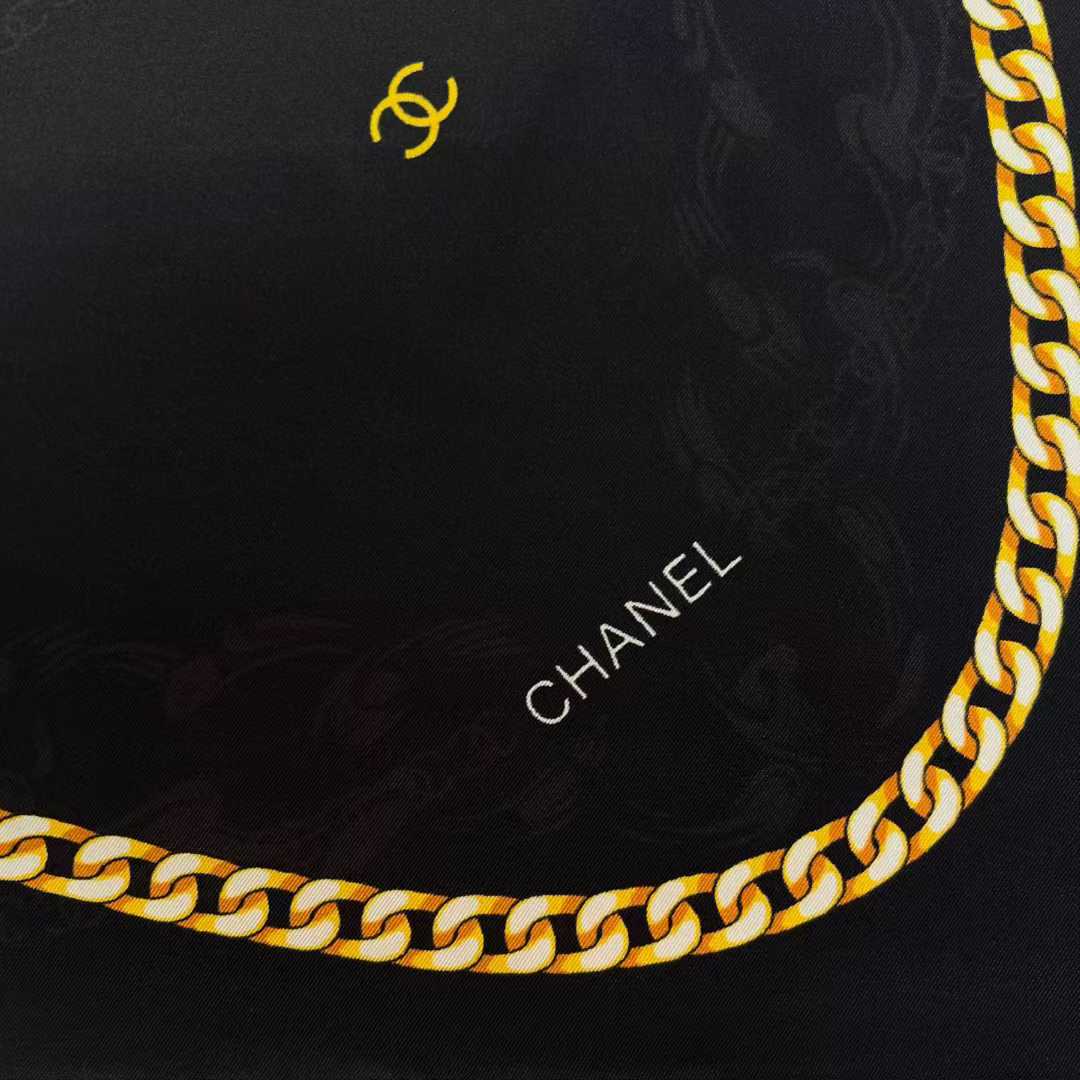 Chanel Silk scarf view 4