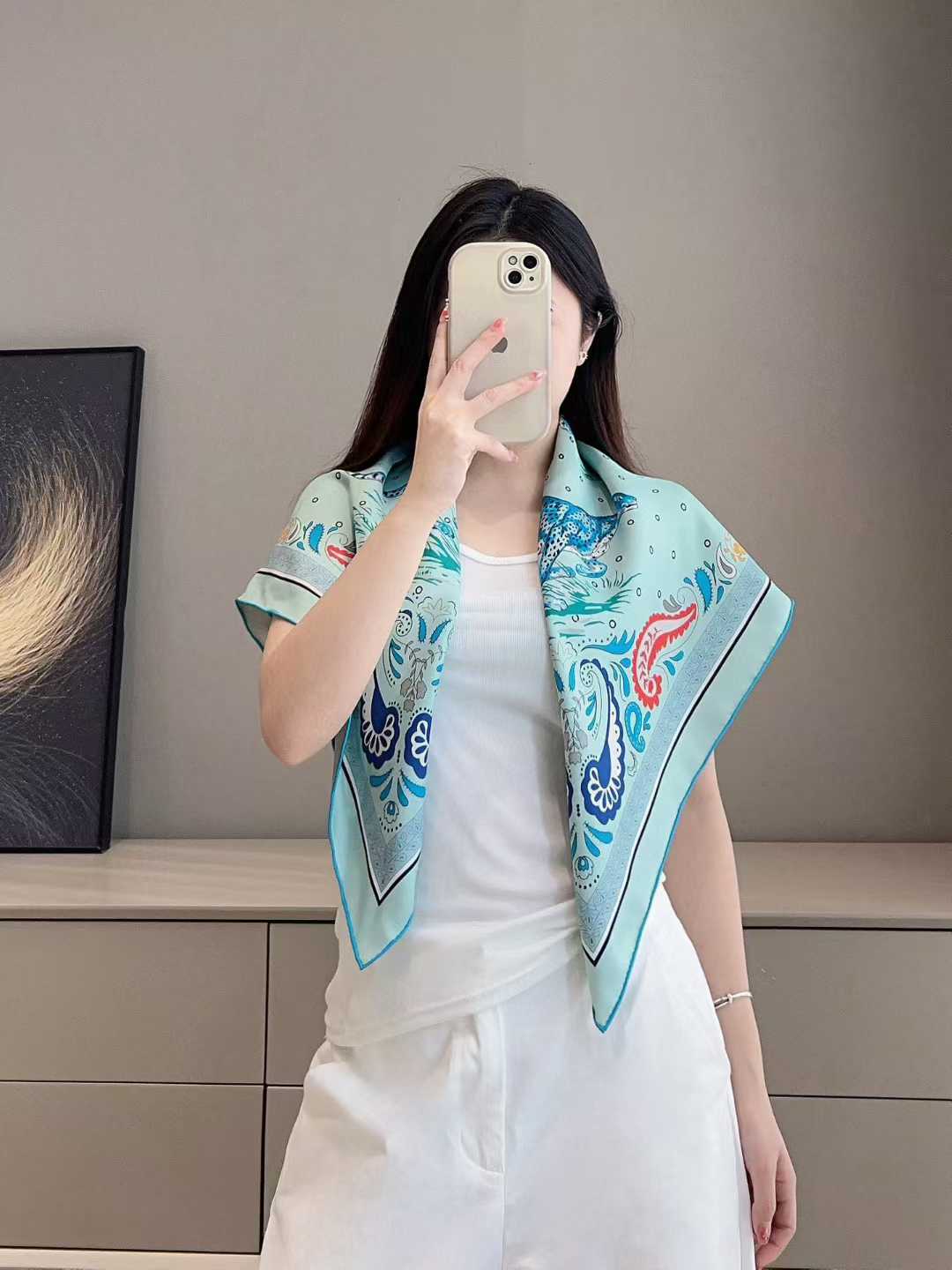 Hermès Silk scarf view 9