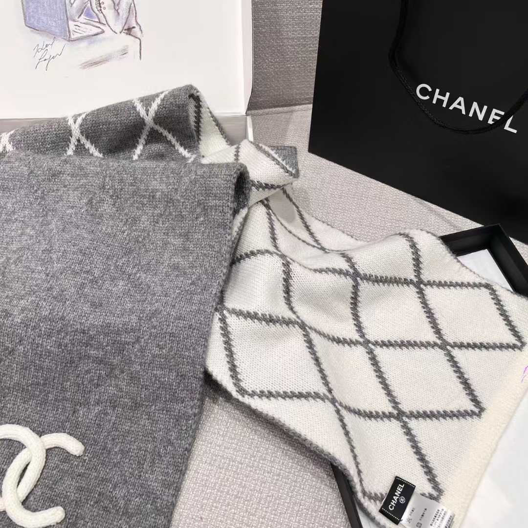 Chanel Scarf view 5