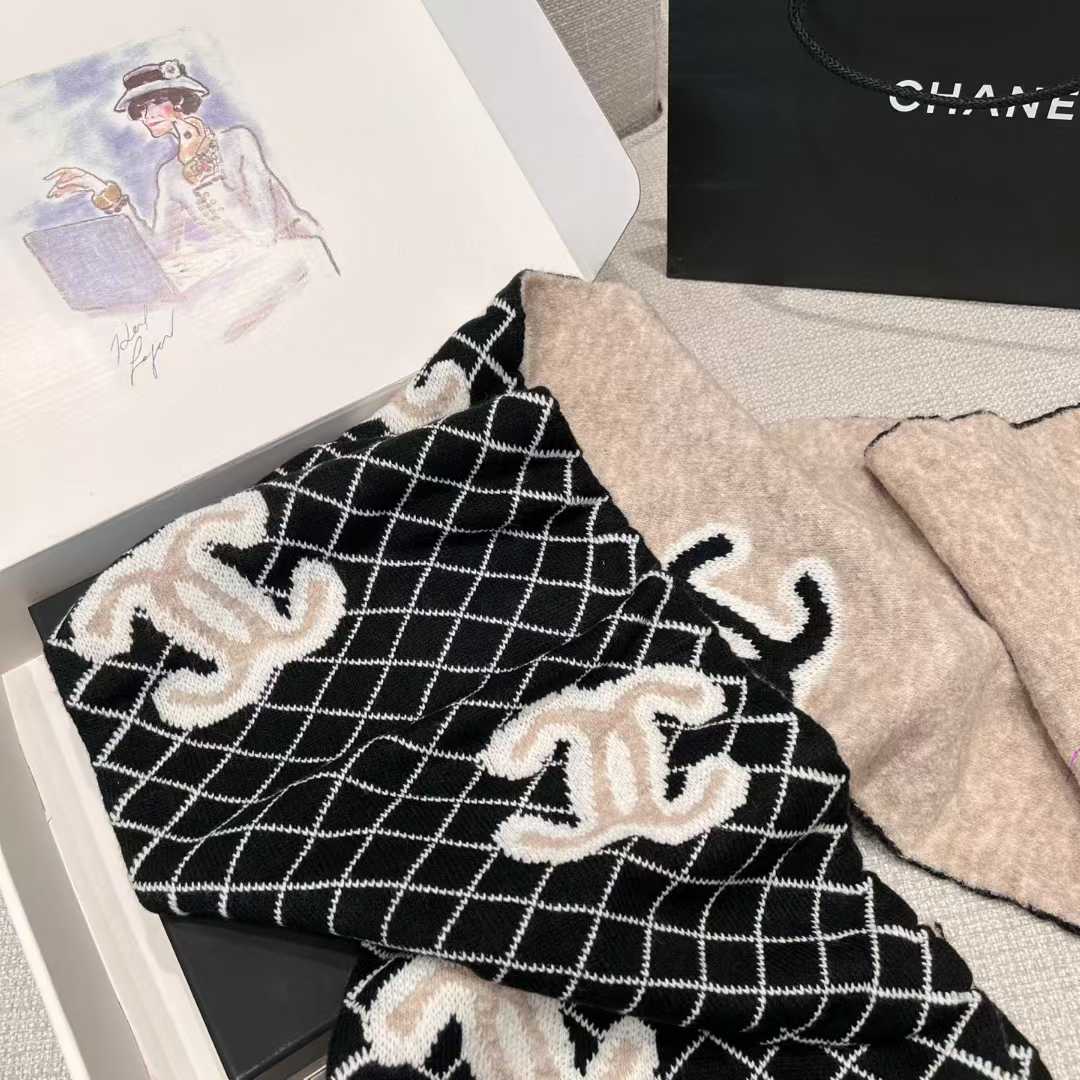 Chanel Scarf view 5