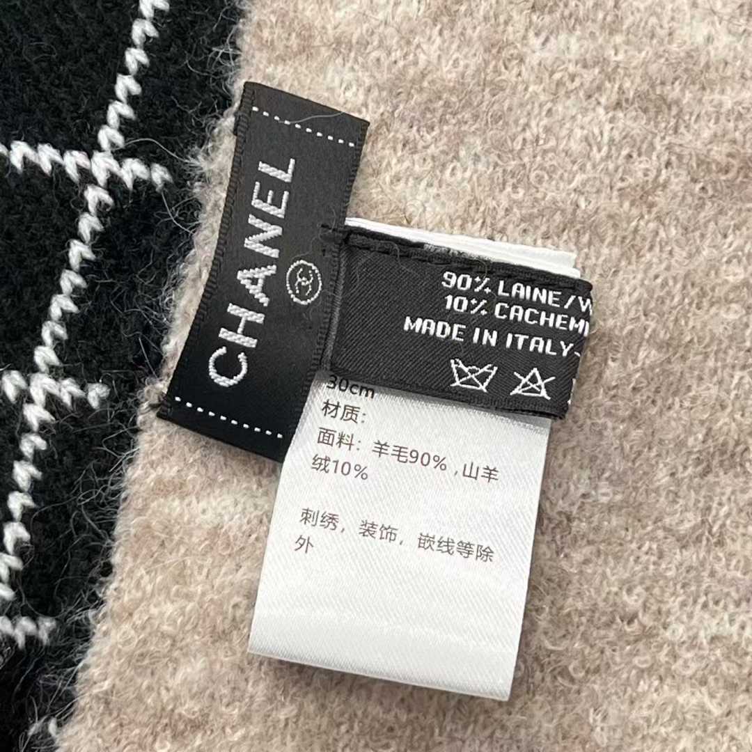 Chanel Scarf view 7