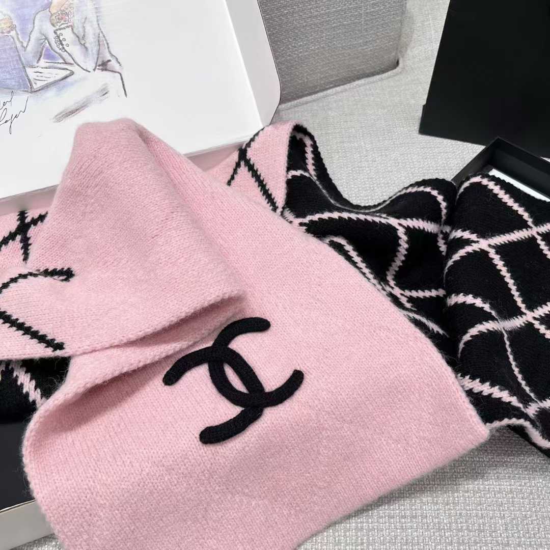 Chanel Scarf view 4