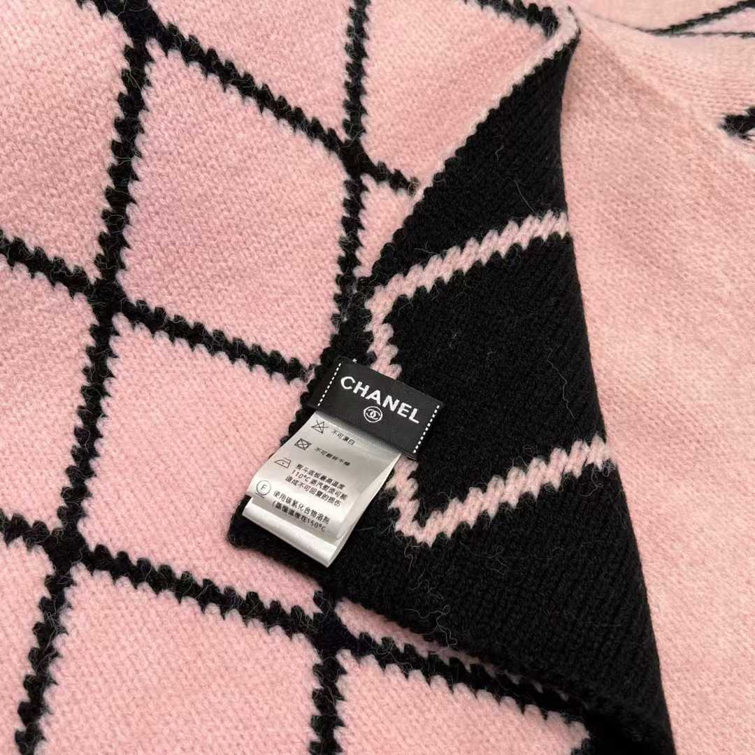 Chanel Scarf view 7