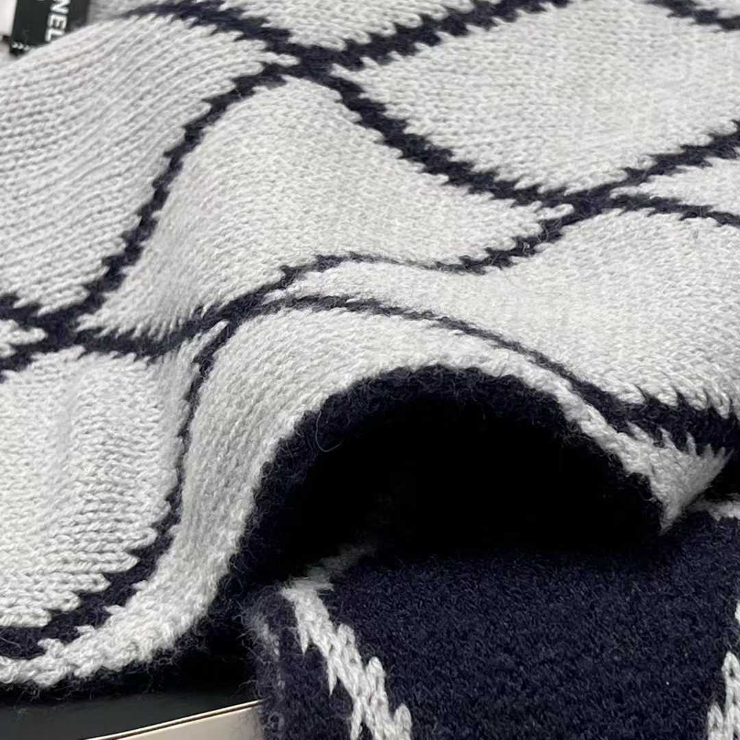 Chanel Scarf view 9