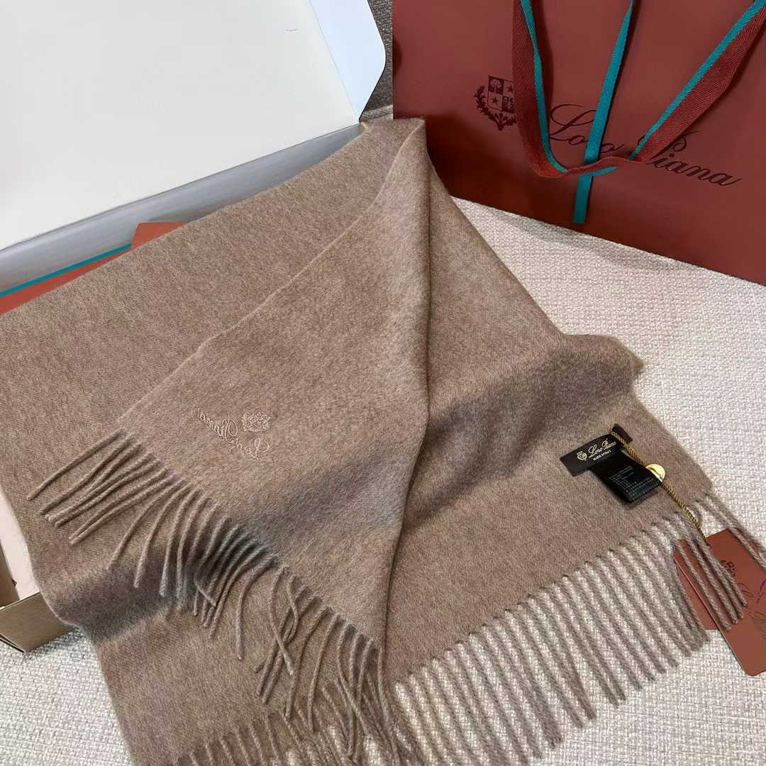 Loro Piana Scarf view 24
