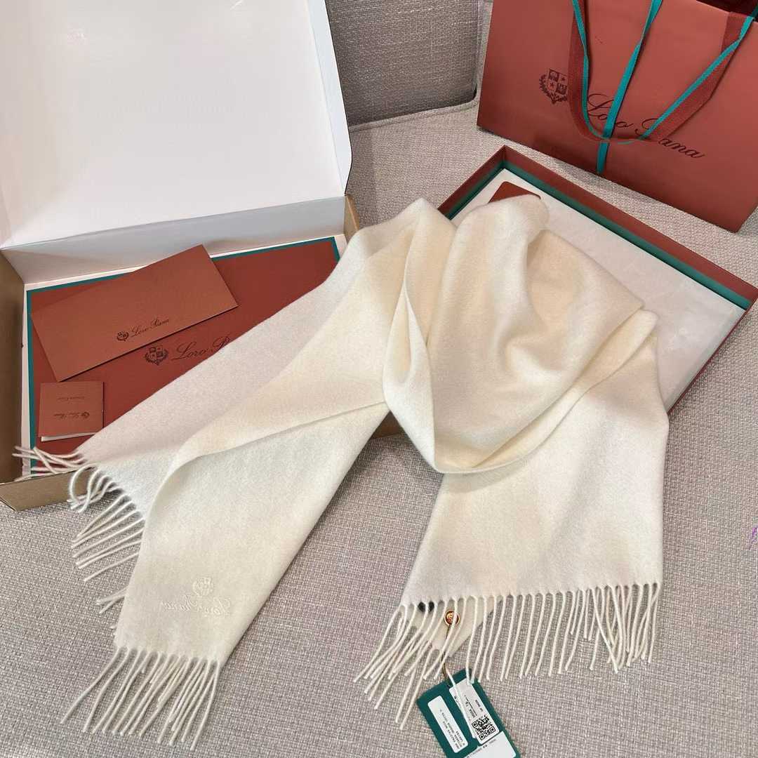 Loro Piana Scarf view 32
