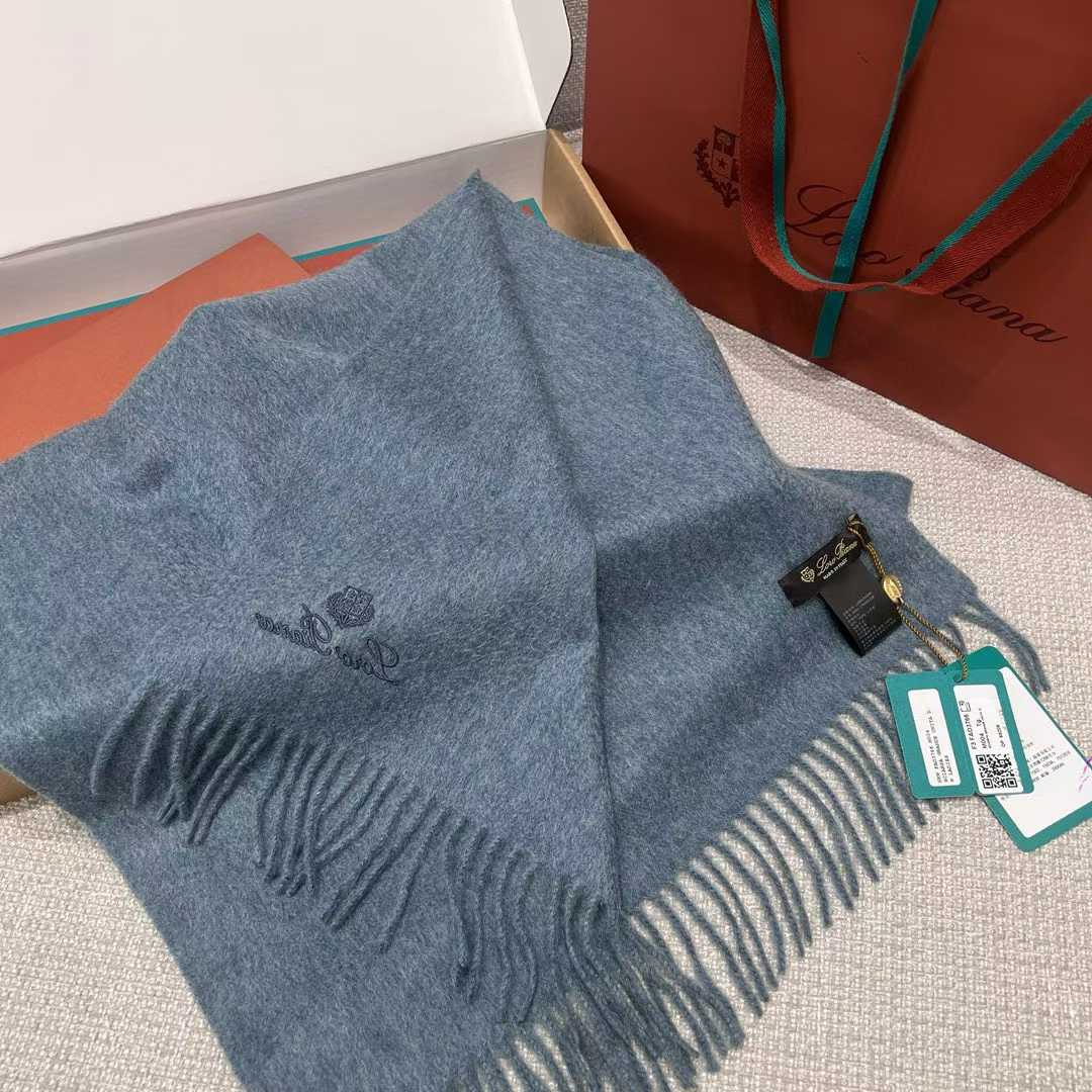Loro Piana Scarf view 4
