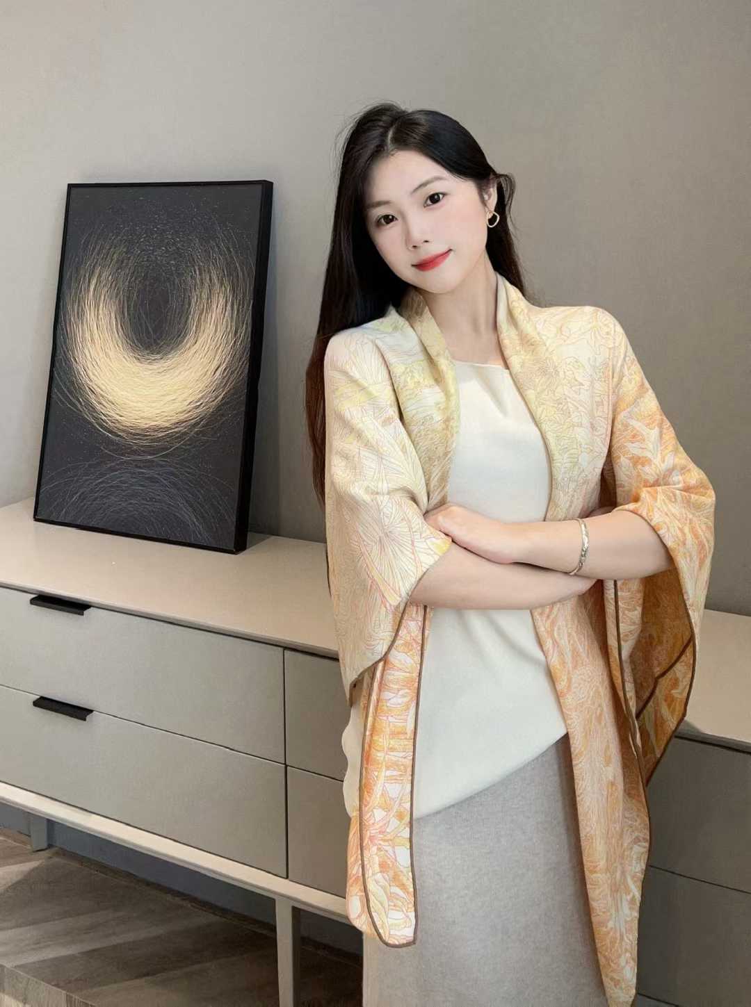 Hermès Silk scarf view 9