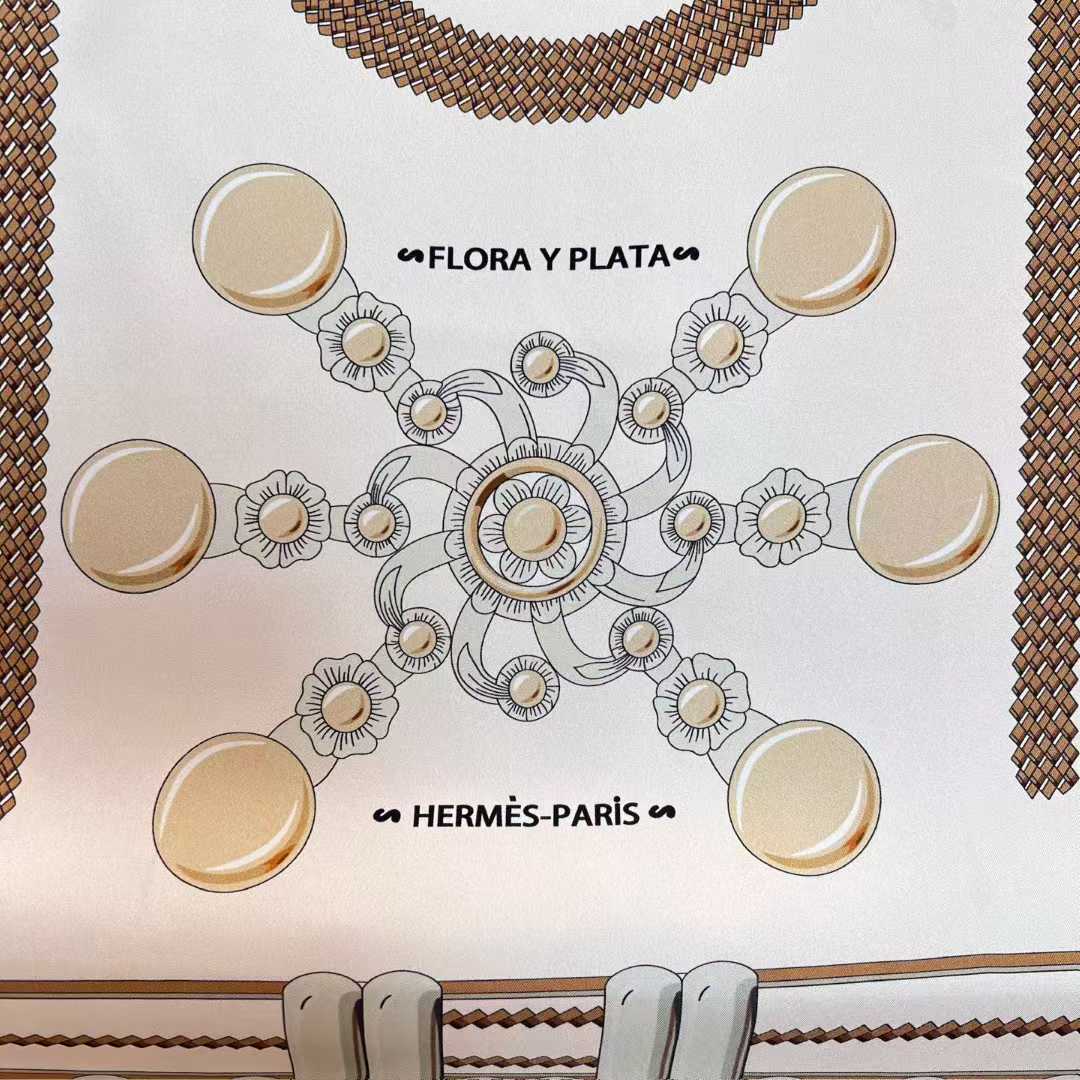 Hermès Silk scarf view 2