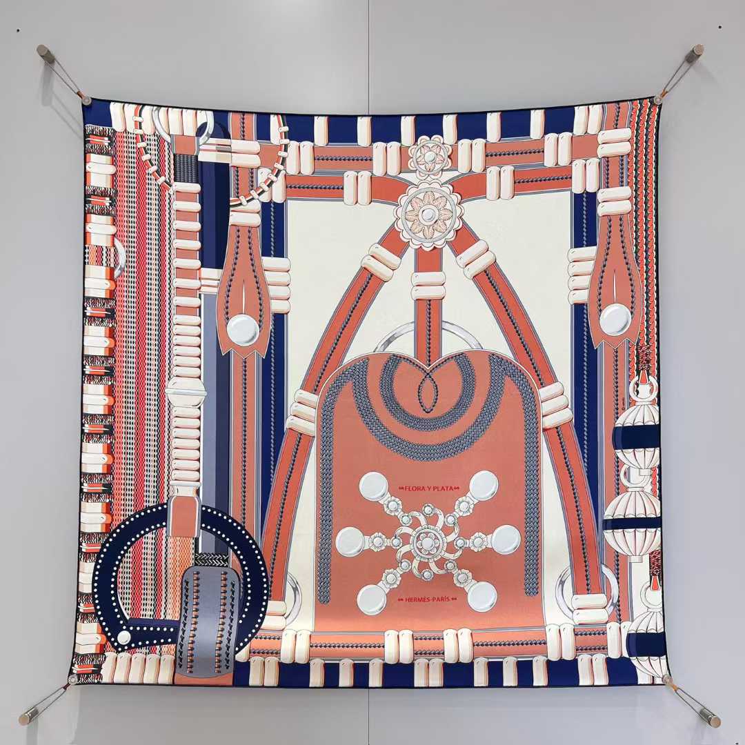 Hermès Silk scarf view 1