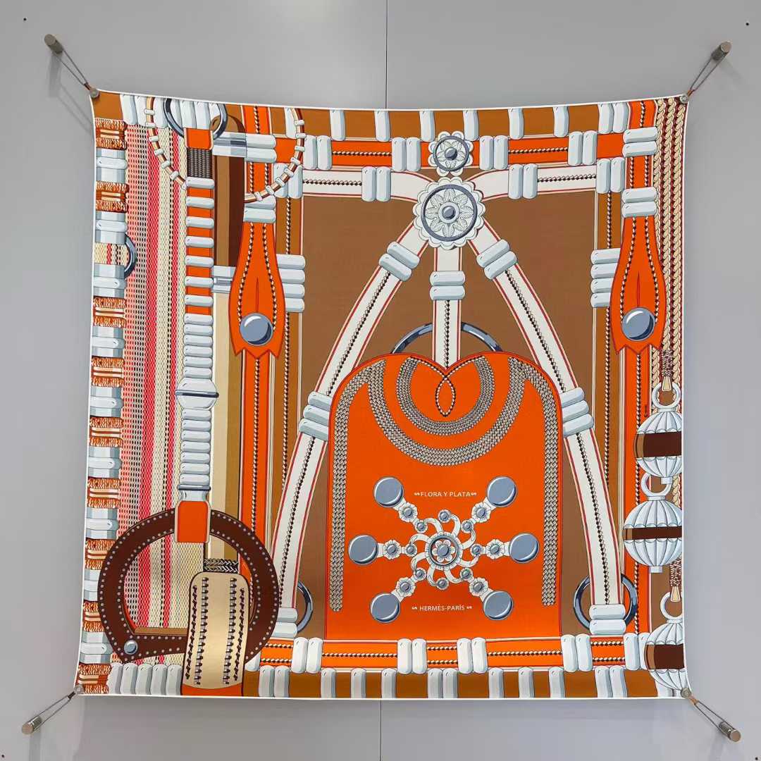 Hermès Silk scarf view 1