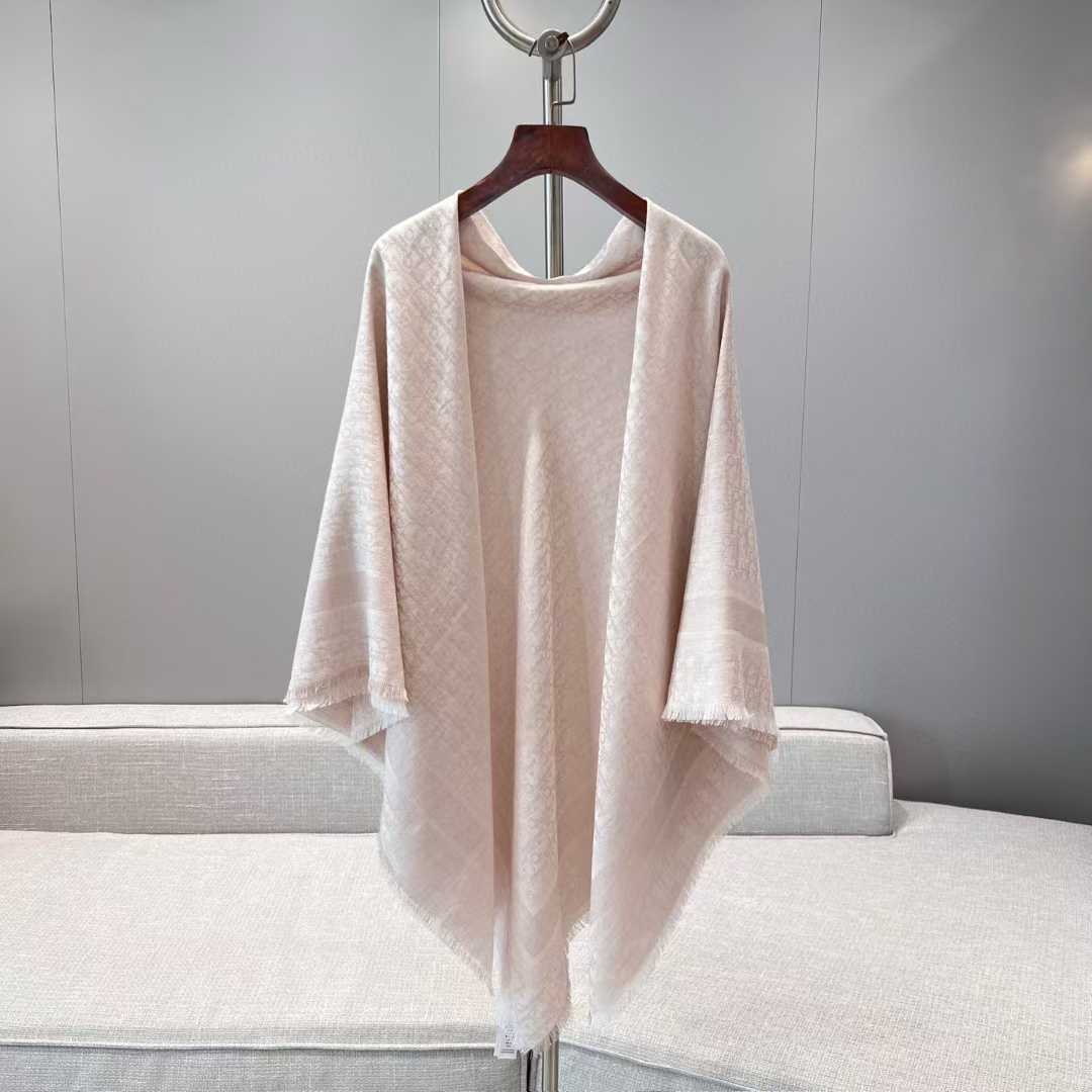 Dior Shawl view 2