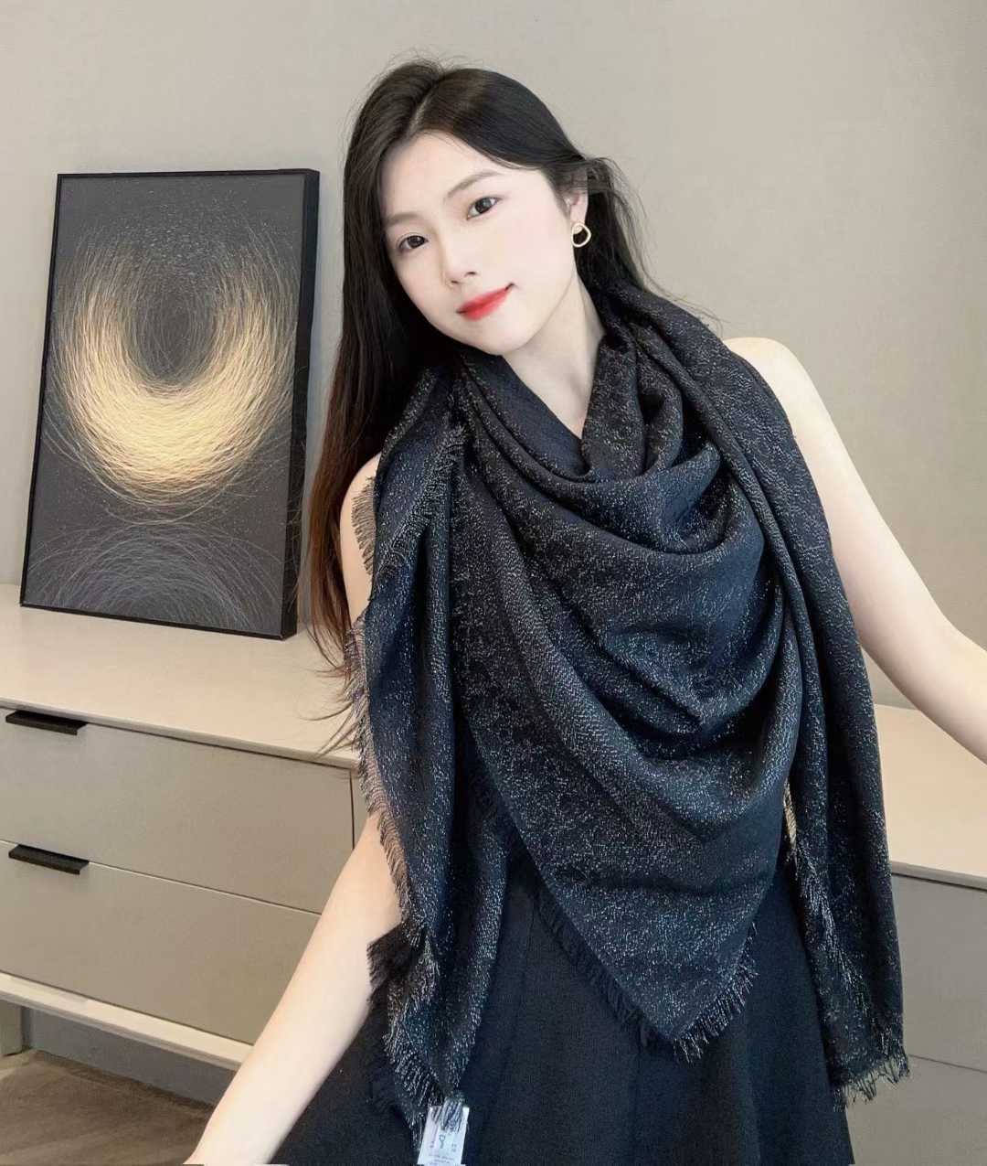Dior Shawl view 21