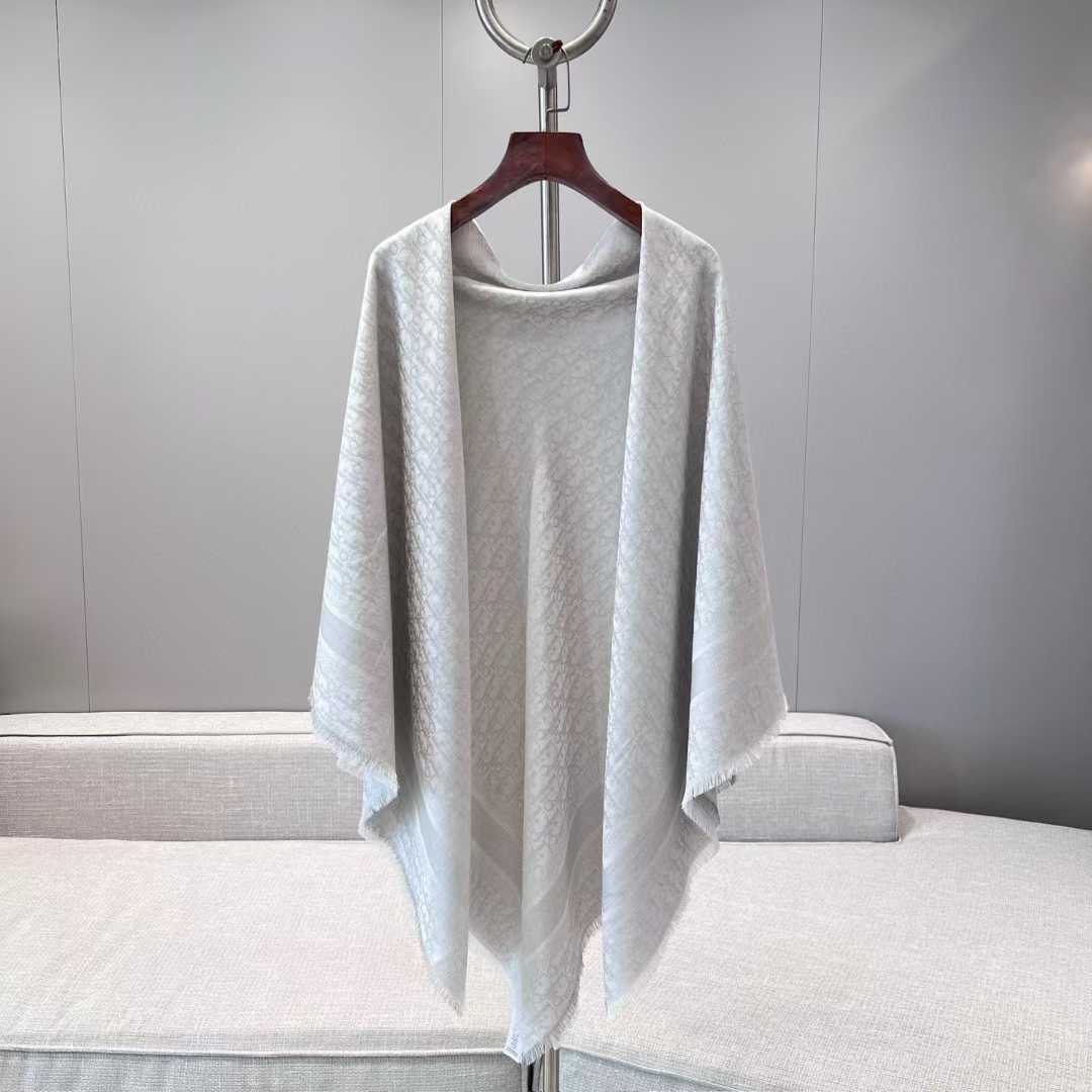 Dior Shawl view 8