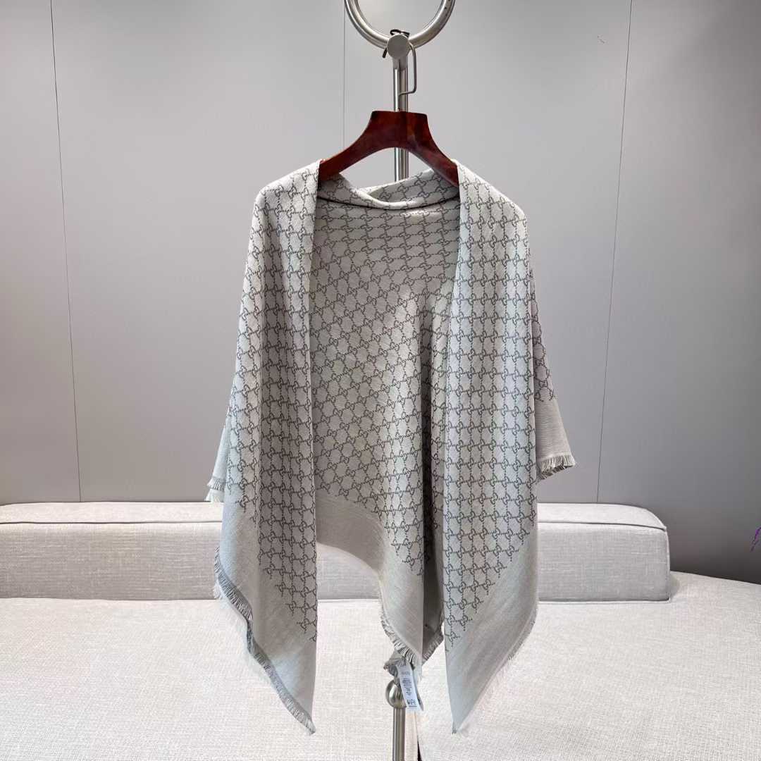 Gucci Shawl view 17