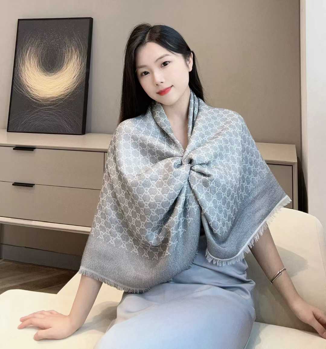 Gucci Shawl view 18
