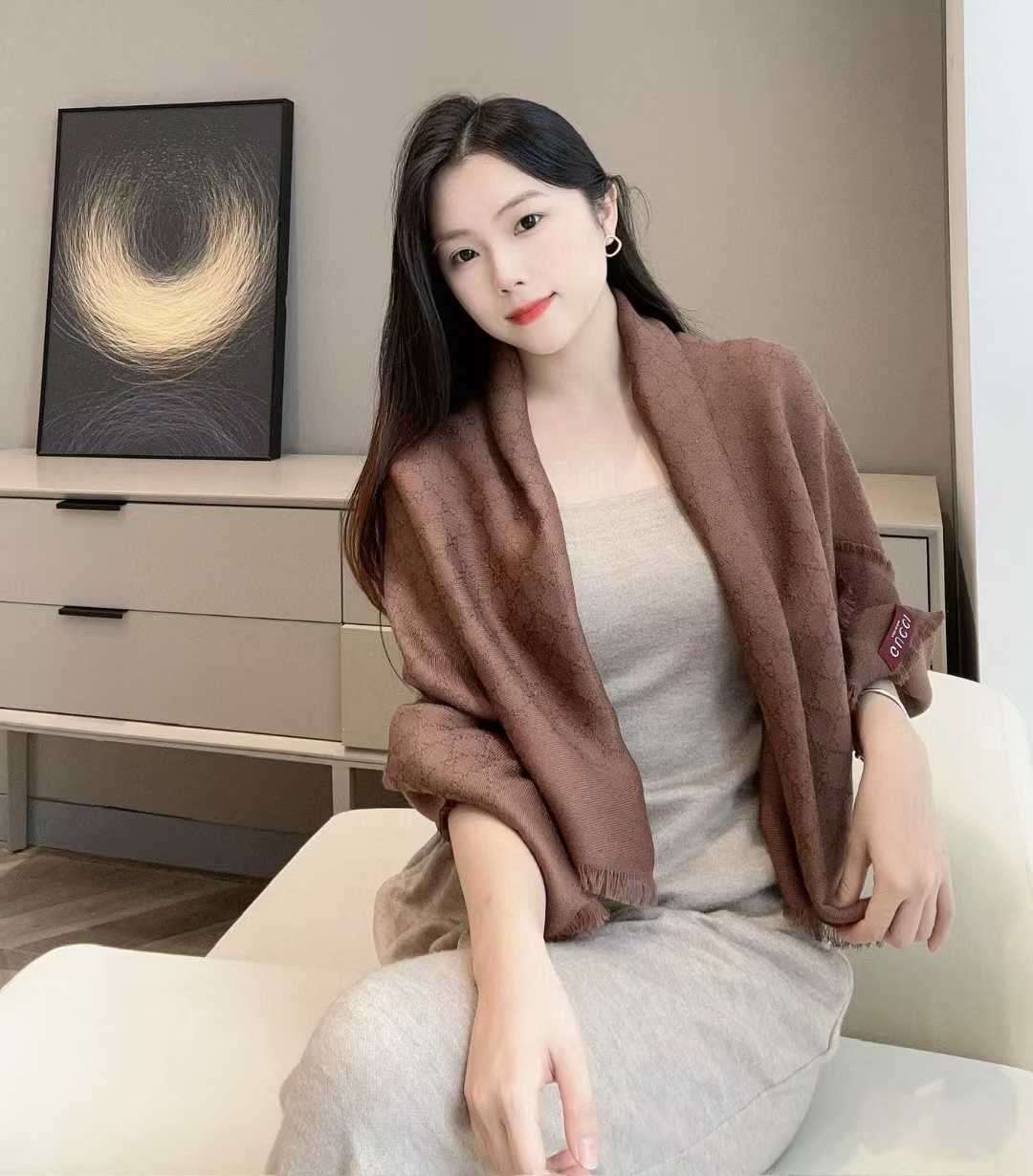 Gucci Shawl view 9