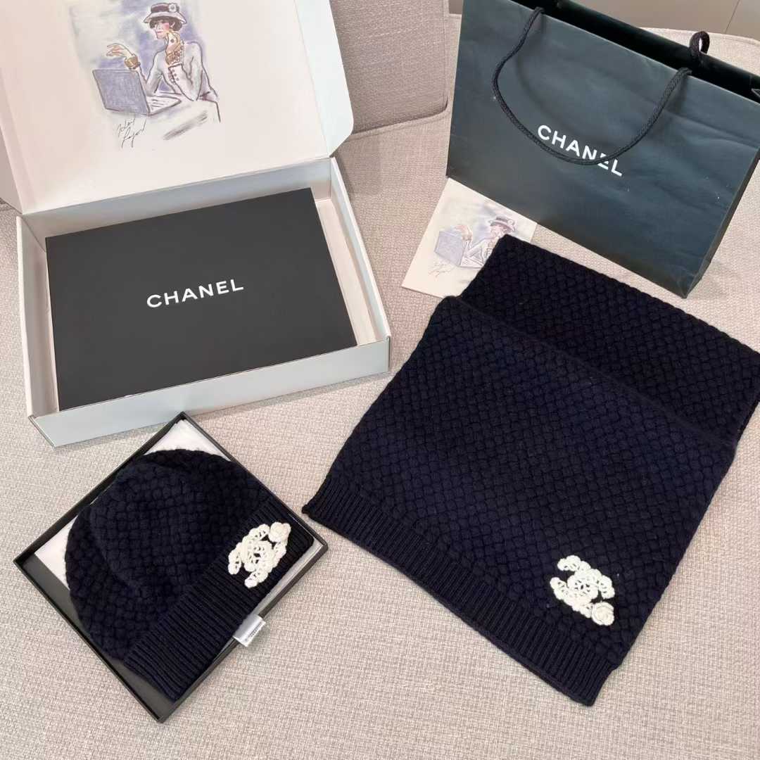 Chanel Scarf two piece set view 12