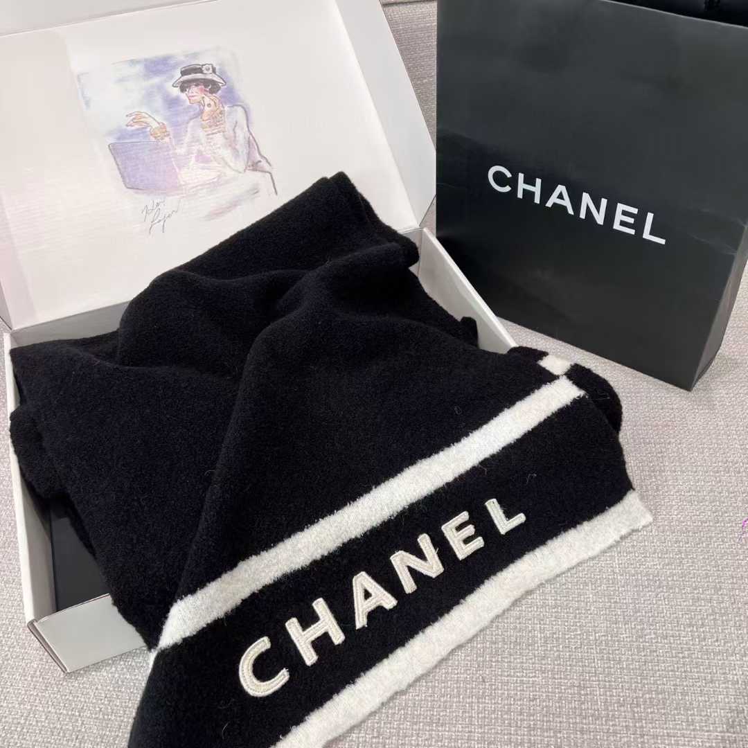 Chanel Scarf two piece set view 10