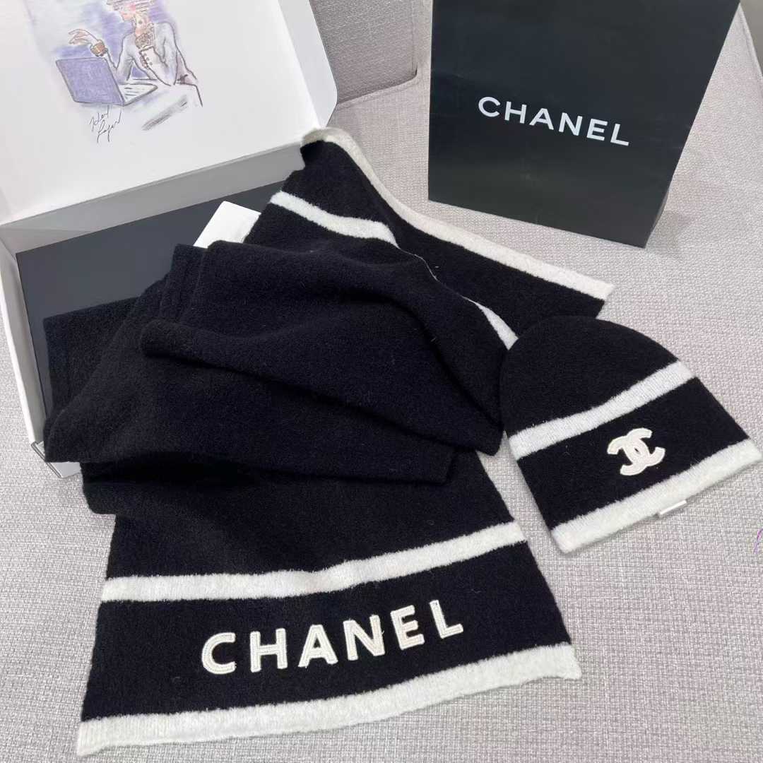 Chanel Scarf two piece set view 15