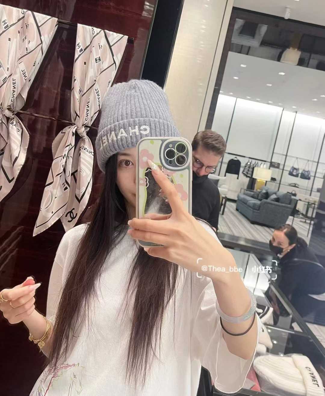 Chanel Knitted two-piece set view 11