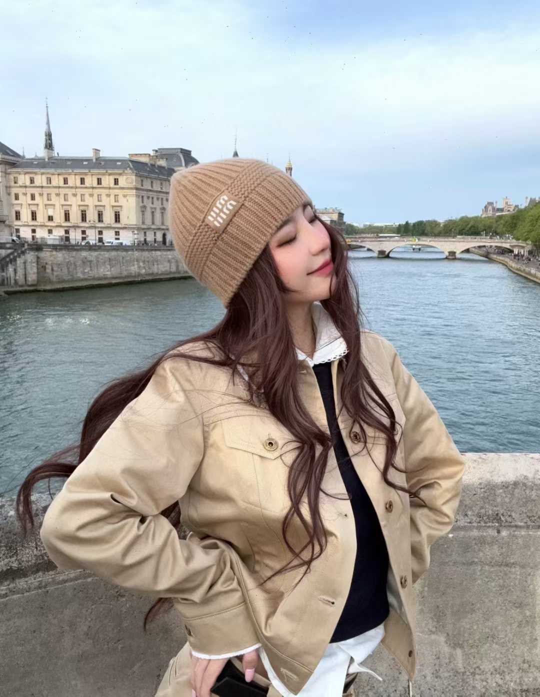 Miu Miu Knitted three-piece set view 9