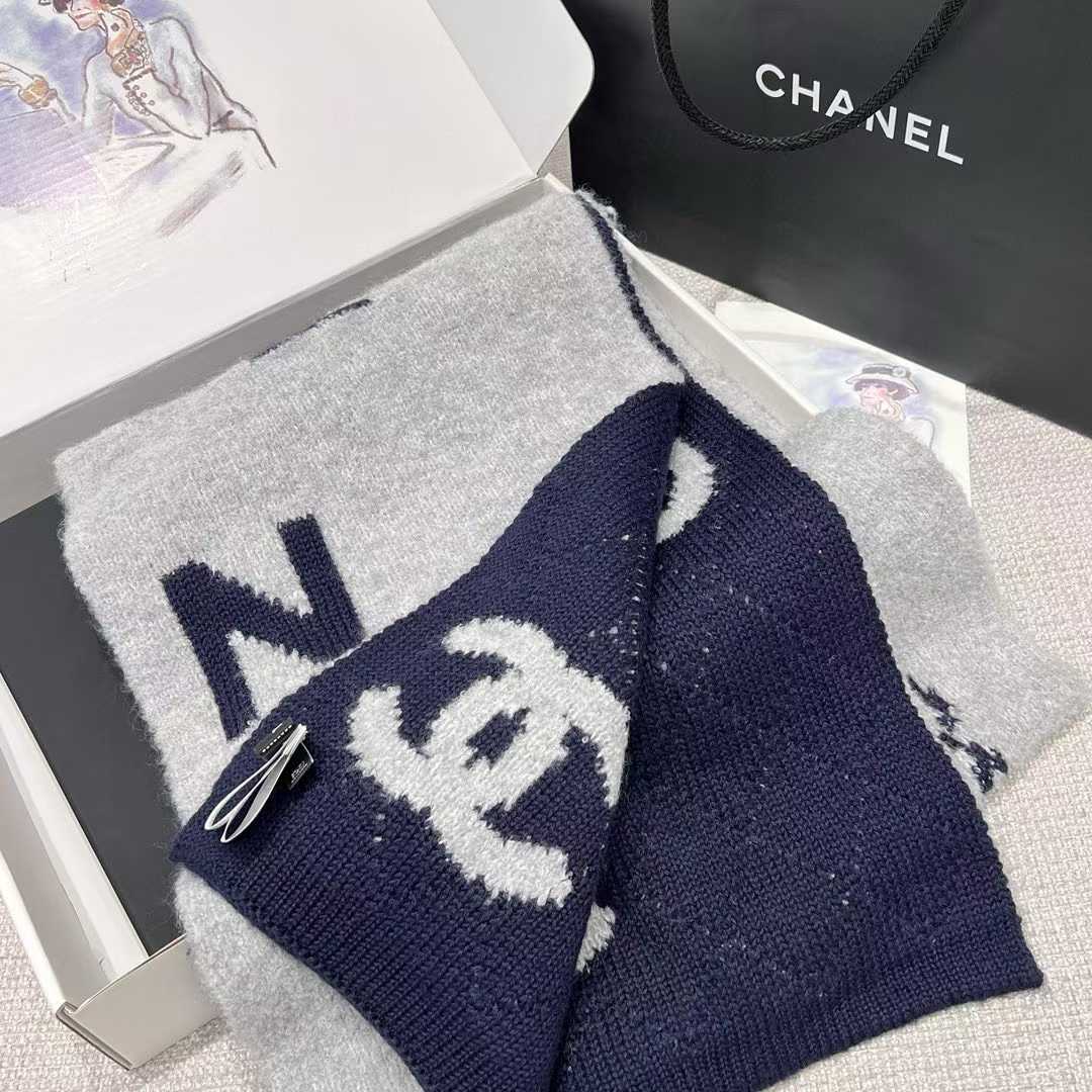 Chanel Scarf view 8