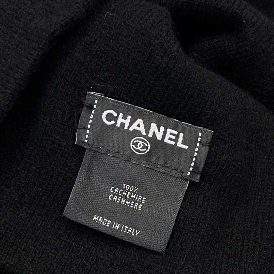 Chanel Cold hat view 3