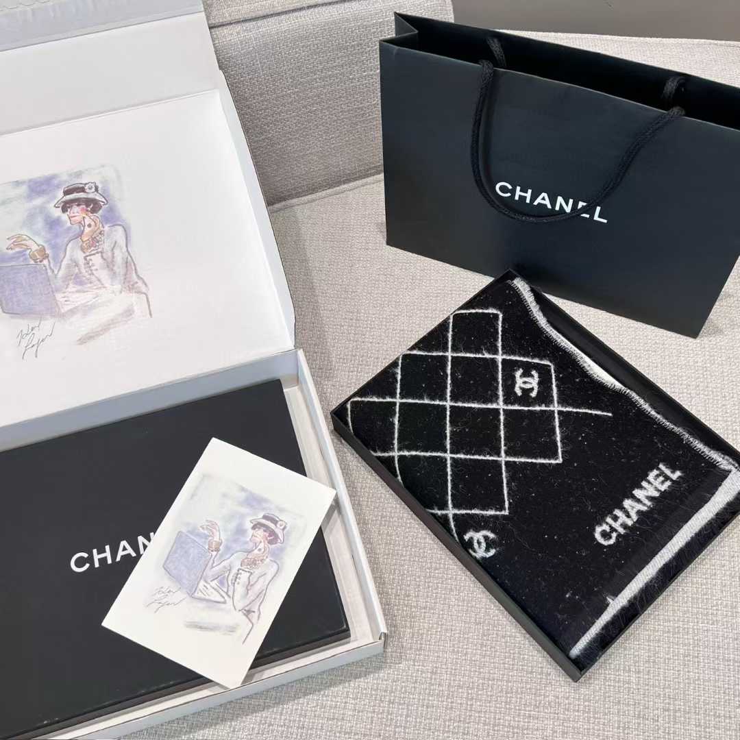 Chanel Scarf view 8