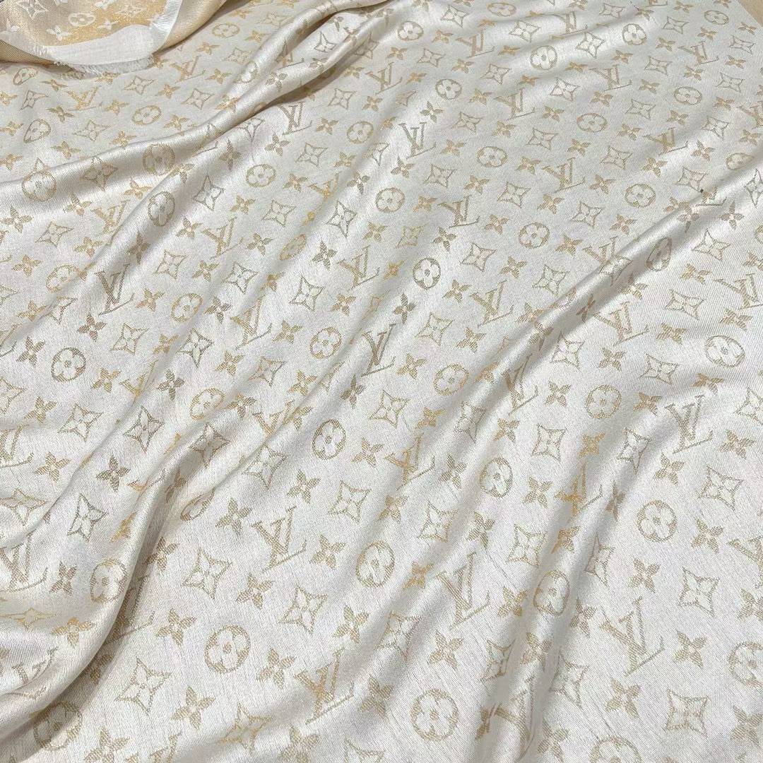 Louis Vuitton M74026 view 6